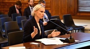 Конгресвумен Спартц, яка не підтримала допомогу Україні, виграла республіканські праймериз