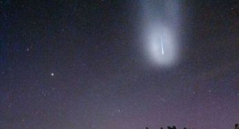 У небі над Україною помітили дивні спалахи і “північне сяйво”: що це було насправді