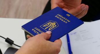 За кордоном відновили видачу українських паспортів, але є нюанс