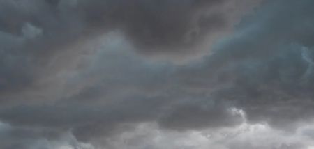 Землю накриє відчутна магнітна буря: скільки вона триватиме і як вберегтися