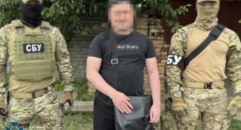 СБУ затримала двох блогерів, які зливали позиції ЗСУ