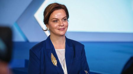 Путін поставив свою родичку на високу посаду у Міноборони РФ: хто вона така