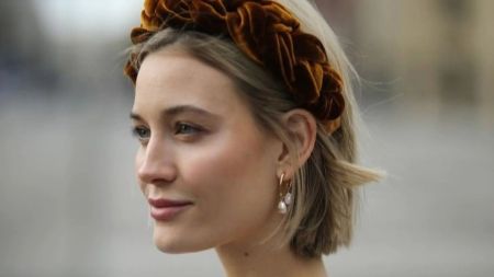 Створіть ідеальний літній лук: трендові зачіски цього сезону