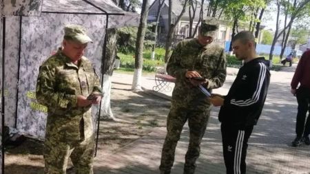 Адвокати назвали умову, за якої можна не брати повістку у працівників ТЦК