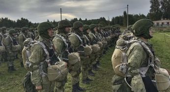 Рвуться з двох напрямків: ЗС РФ створили складну ситуацію під Купʼянськом, — Сирський
