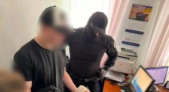 $1000 за зняття авто з обліку: в Одесі офіцер ТЦК попався на хабарі