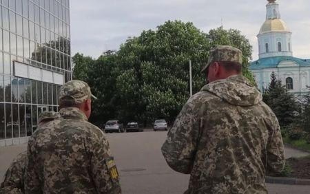 Мобілізація по-новому: ТЦК отримали офіційний дозвіл пакувати чоловіків в автобуси