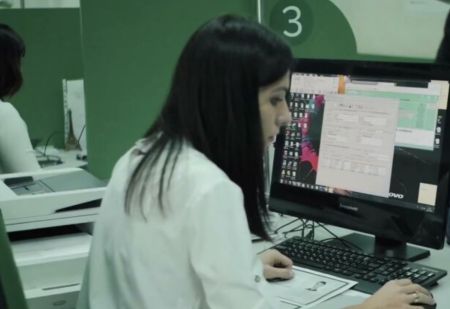 Кабмін дав термінове розпорядження МВС внести українців віком від 18 до 60 років до спецбази