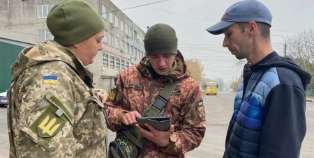 Загальна мобілізація: ТЦК не мають права штрафувати українців “заднім числом”