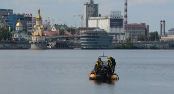 Все сталося миттєво: момент обриву троса на канатній дорозі у Києві потрапив на відео