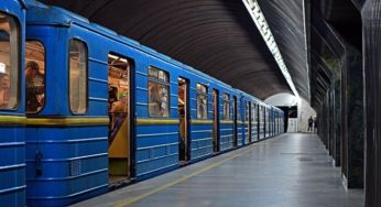 Набір машиністок поїздів столичної підземки обернувся сексистським скандалом