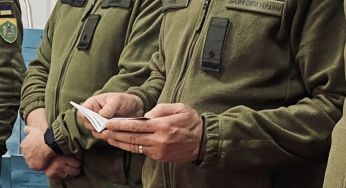 У Хмельницькому чоловік відбивався ножем від працівників ТЦК: суд його виправдав