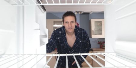 Коли світла немає: як зберегти продукти без холодильника