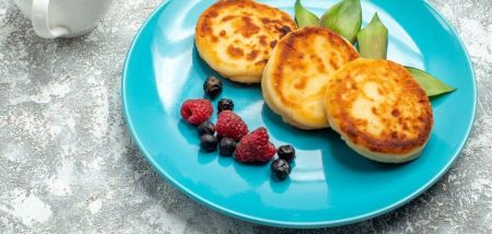 Сирники за 10 хвилин: розкриваємо секрет, як зробити їх ідеальними