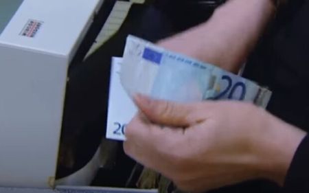 Українцям у Німеччині погрожують великими штрафами: хто може потрапити у фінансову пастку