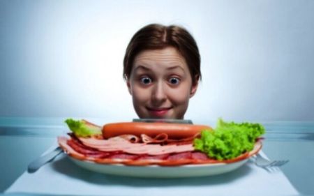 Українські продукти стало небезпечно їсти: ВООЗ порадив вивчати вміст