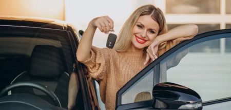 Економ, преміум або з власним водієм: скільки коштує оренда авто в Україні