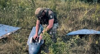 Пінопласт, фанера і поліетилен: в мережі показали російський безпілотник «Гербера»