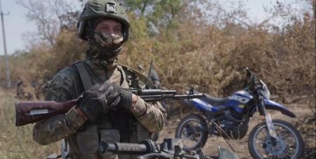 Путін виводить війська з України для захисту Росії, — Politico