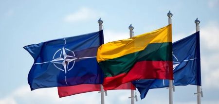 В країні ЄС змінюють правила для українців: кому та для чого потрібно оформлювати документи