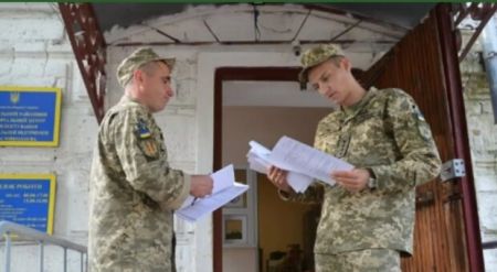 Не всі повинні бігти до ТЦК: хто може не оновлювати дані