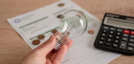 В Україні суттєво перерахували тарифи на комуналку: яка послуга здорожчала найбільше