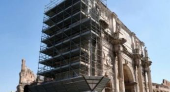 У Римі блискавка пошкодила Тріумфальну арку неподалік Колізею