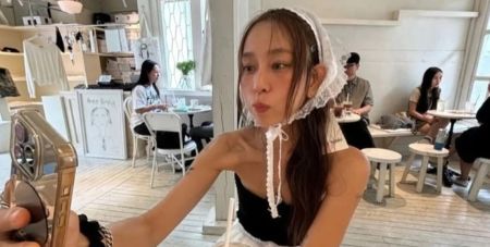 Перемогла старість: 52-річна жінка здивувала своєю зовнішністю школярки (фото)