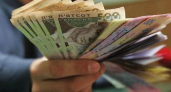 Українці можуть мати чималу суму під час перетину кордону: є кілька нюансів