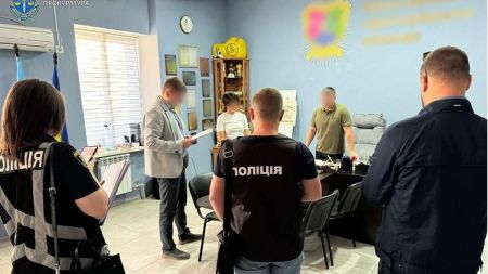 Закон не для всіх: на Запоріжжі організували схему виїзду депутатів за кордон