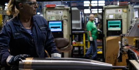 “Бальзам від занепаду”: ЗМІ з’ясували, як боєприпаси для ЗСУ рятують економіку США