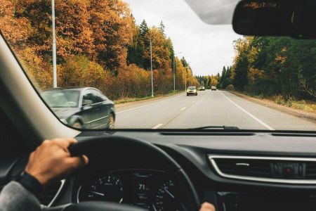 Нові вікові обмеження для водіїв в Україні: кого позбавлять керування авто