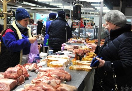 М’ясо буде, але купити його люди не зможуть: доведеться перейти на недорогі каші