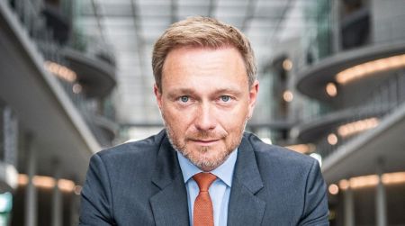 У Мінфіні Німеччини пропонують позбавити українських біженців деяких прав