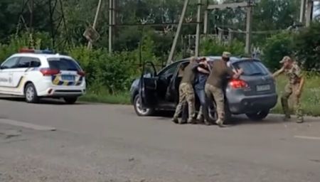 ТЦК забрали відразу кілька музичних гуртів прямо на концерті: мобілізація стає жорсткішою