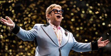 “Я не знаю, скільки часу мені залишилося”: Елтон Джон розповів про свій страх