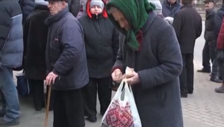 Українцям можуть скасувати пенсії: хто потрапляє до зони ризику