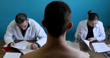 Придатні для служби: молодь тепер “оцінюватимуть” без медкомісії