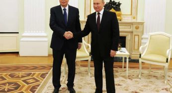 Путін та Токаєв під час зустрічі у Казахстані дивно рухалися