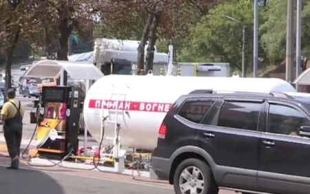 Вартість газу доведе водіїв до інфаркту: 40 гривень стане лише початком
