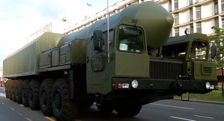 Ракета РС-26 “Рубеж”: страшилка чи реальна загроза, якою сьогодні увесь день лякають Україну