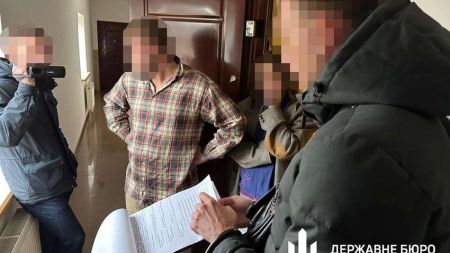 Правоохоронці Коломиї створили мережу збуту наркотиків через соцмережі