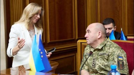 У Раді закликають розформувати ТЦК та відправити військкомів на фронт