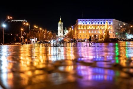 Вліплять 3400 грн штрафу: за вихід на вулицю українців серйозно каратимуть