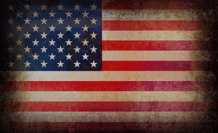 Народження в США більше не гарантуватиме громадянство – плани Трампа