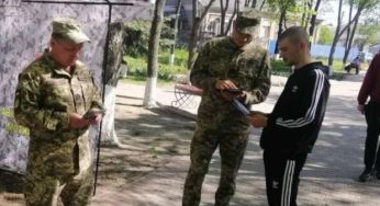 Потрібні не лише піхотинці: українців закликали долучатись до мобілізації та йти у ТЦК