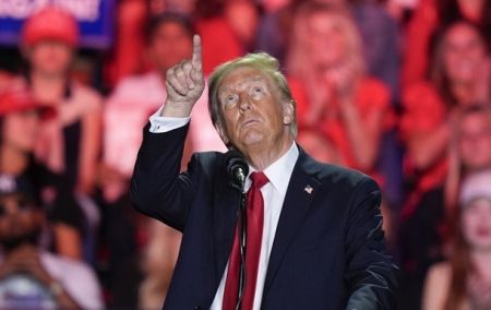 Трамп щось зрозумів про владу: натякнув, що хоче бути, як Путін