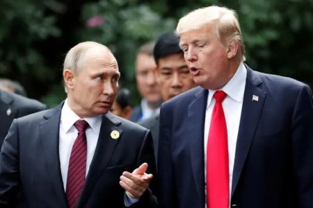 Трамп доручив своїм помічникам організувати телефонну розмову з Путіним – CNN