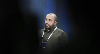 У Раді закликають звільнити міністра оборони Умєрова: що сталося