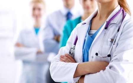 Батьки, готуйтеся: медики тепер підуть по квартирах перевіряти дітей